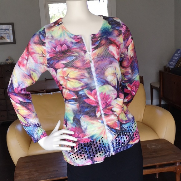 Alison Sheri flowered sweater - Picture 3 of 12